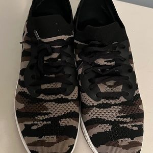 Urban Sport by J Slides in Sand Camouflage Size 10m